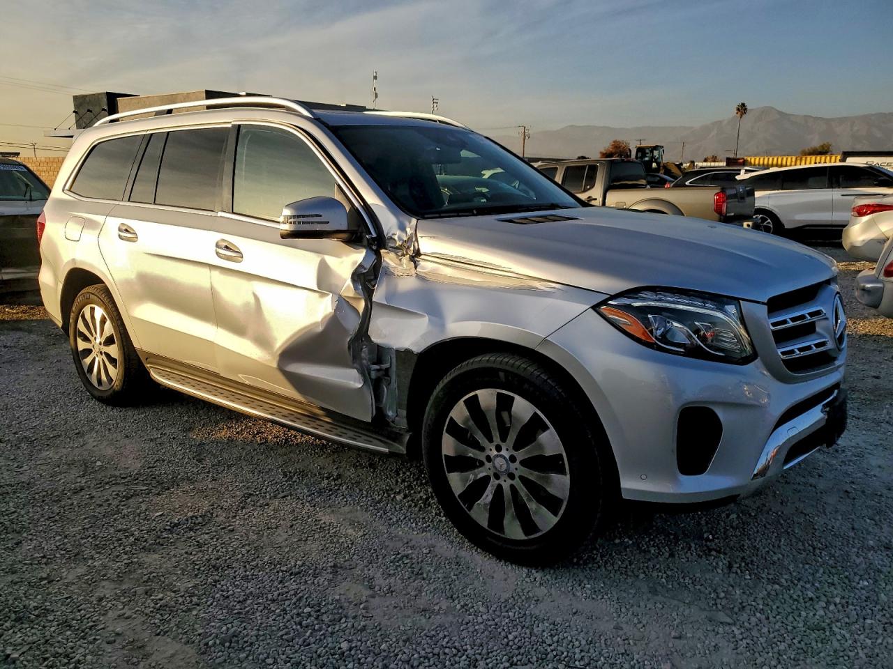 2017 MERCEDES-BENZ GLS 450 4MATIC photo 4