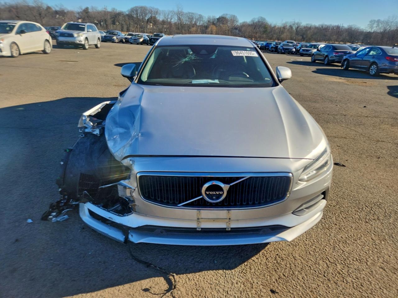 2018 VOLVO S90 T6 MOMENTUM photo 5