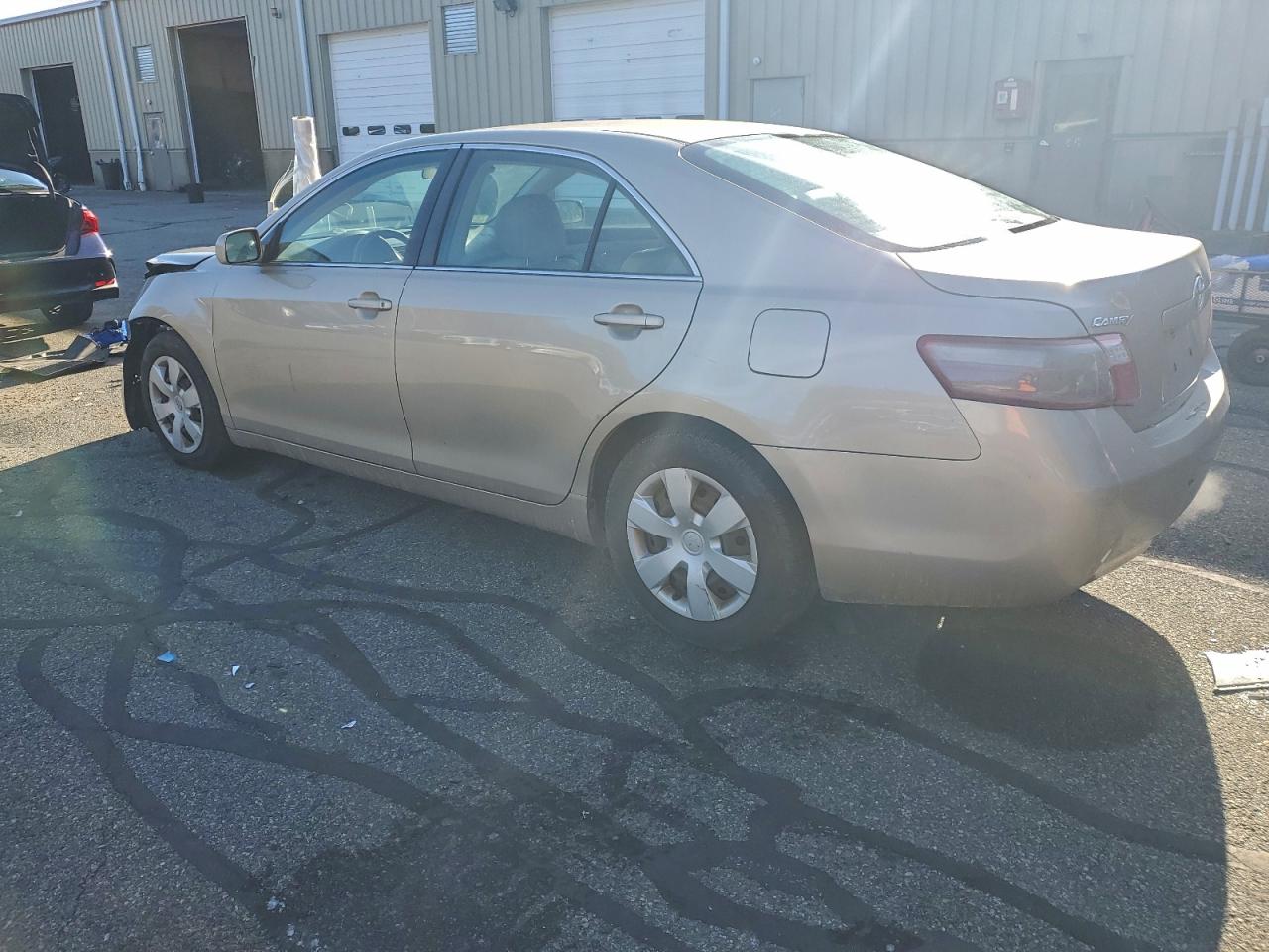 2009 TOYOTA CAMRY BASE photo 2