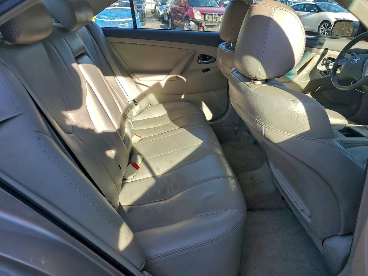 2009 TOYOTA CAMRY BASE photo 10
