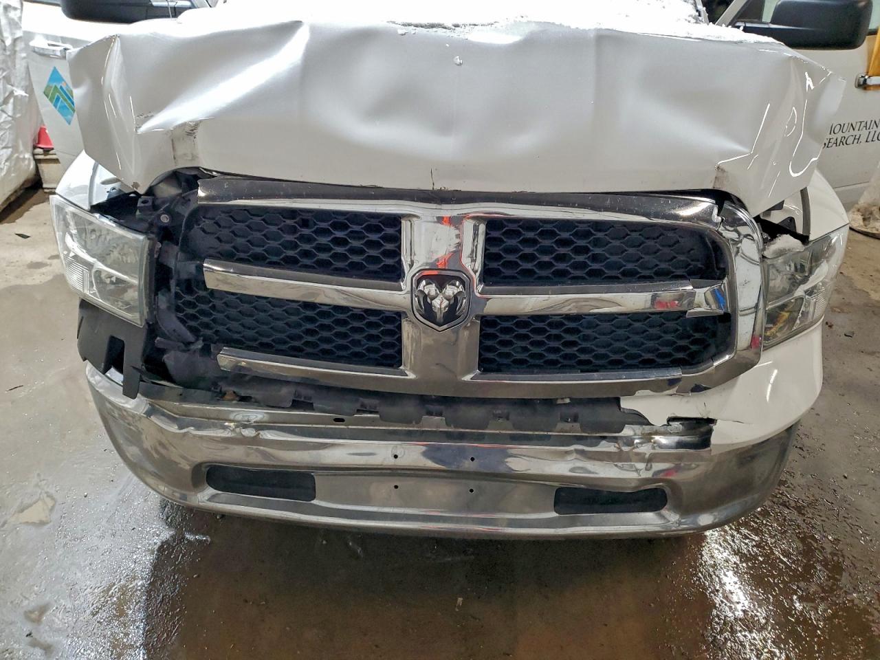 2014 RAM 1500 SLT photo 11