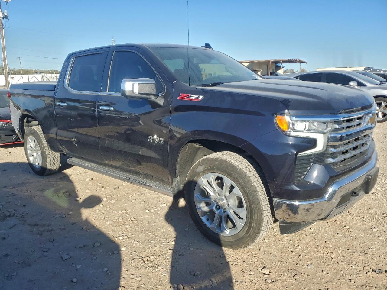 2023 CHEVROLET SILVERADO K1500 LTZ photo 4
