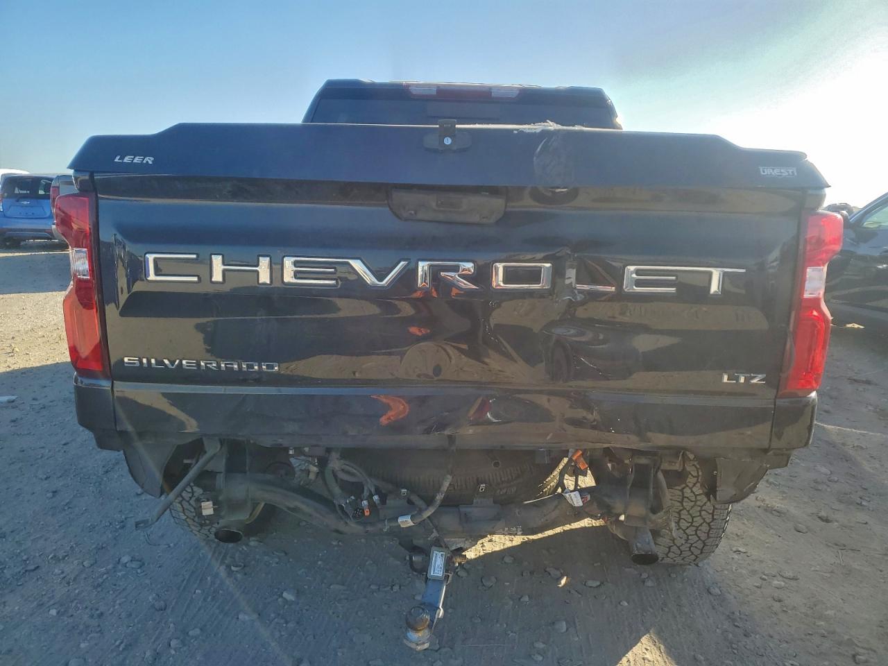 2023 CHEVROLET SILVERADO K1500 LTZ photo 6