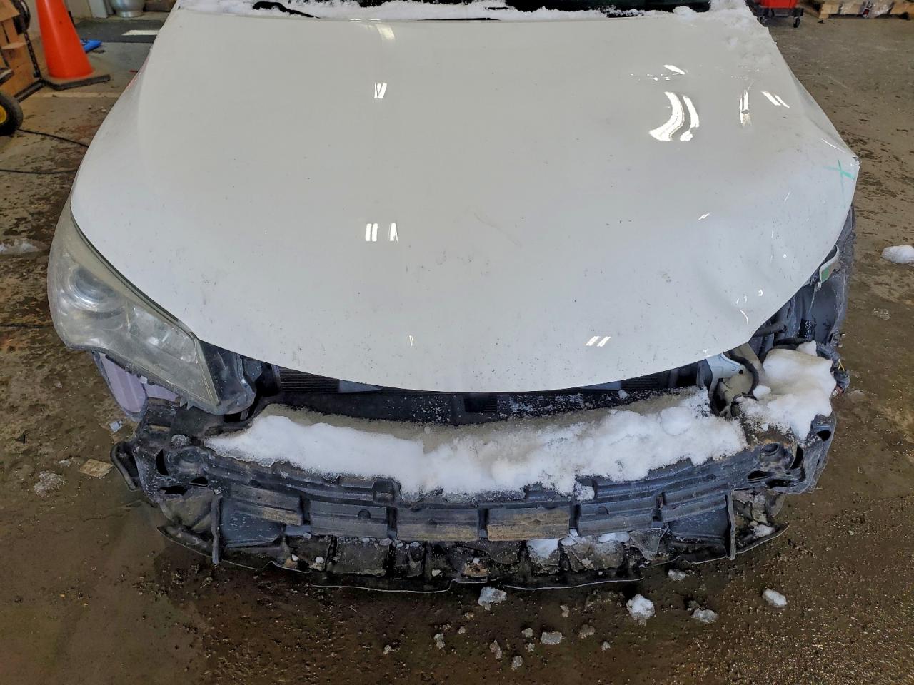 2015 TOYOTA CAMRY LE photo 11