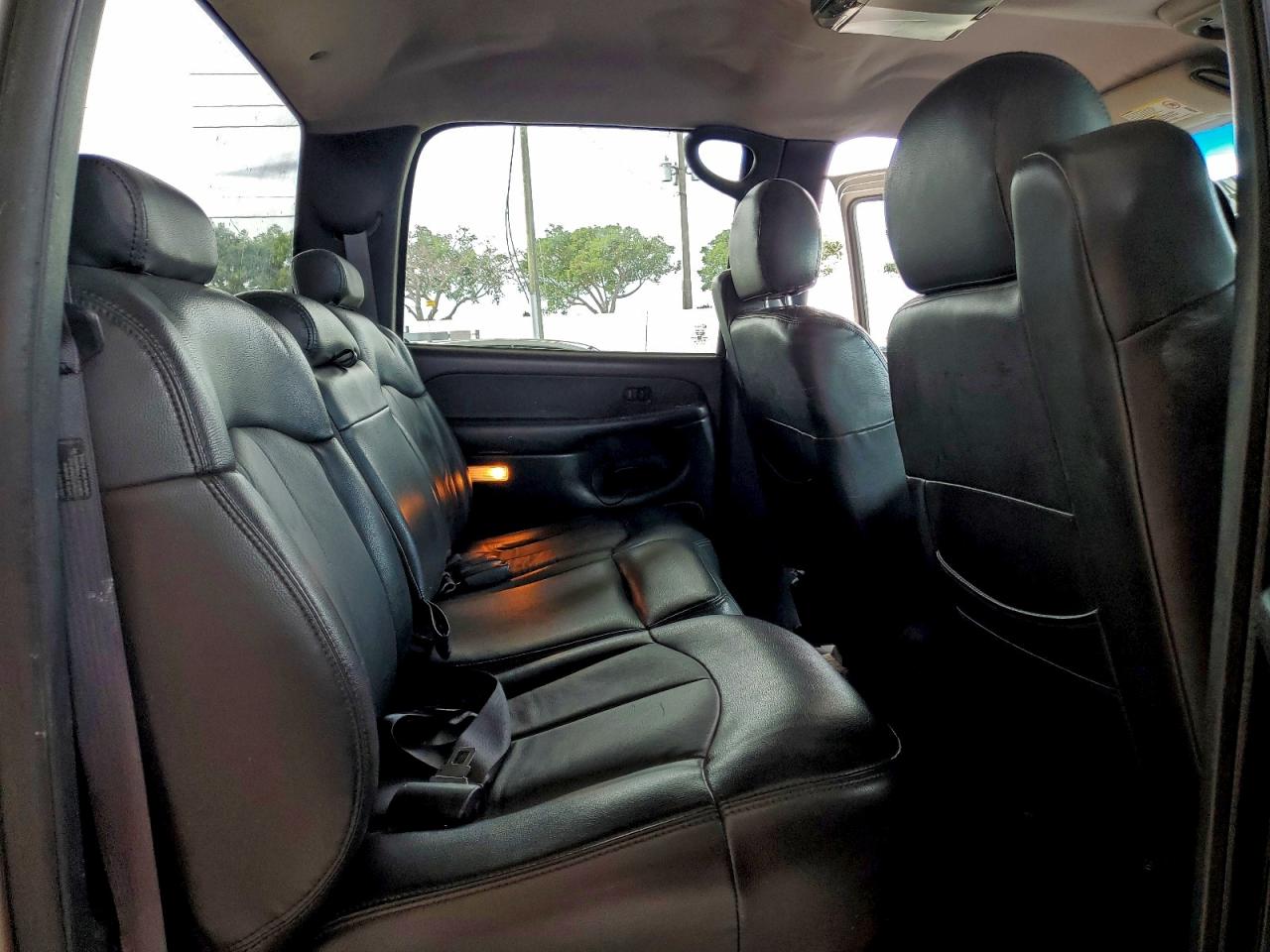 2002 GMC NEW SIERRA C3500 photo 10