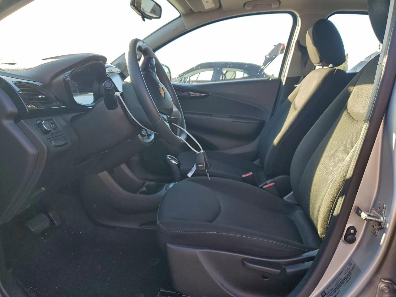 2018 CHEVROLET SPARK 1LT photo 7