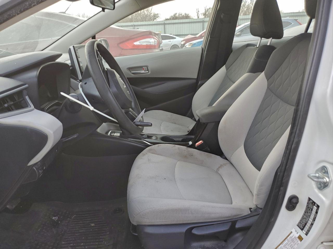 2020 TOYOTA COROLLA LE photo 7