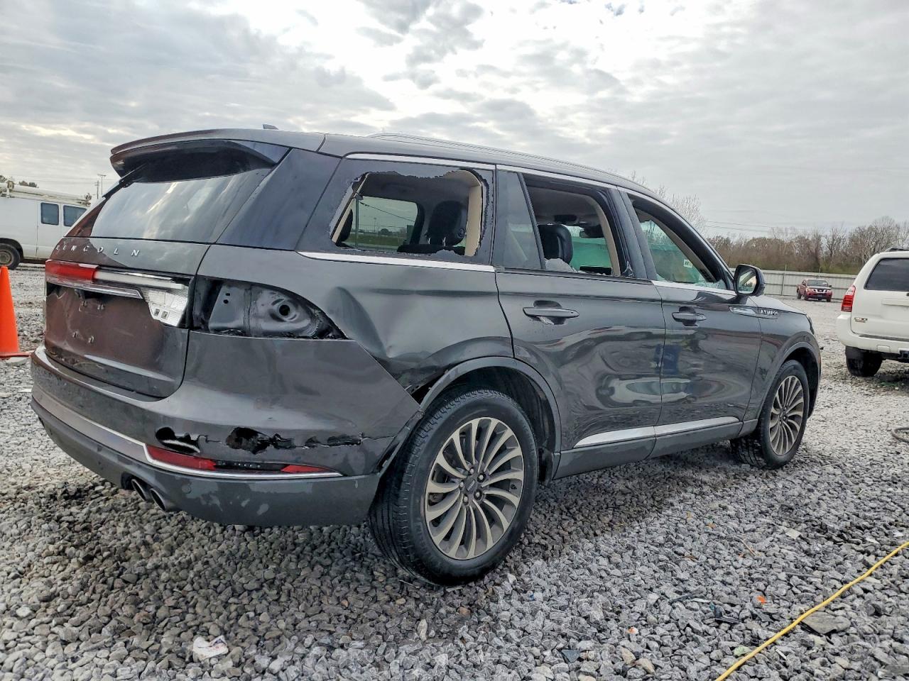 2020 LINCOLN AVIATOR RESERVE photo 5