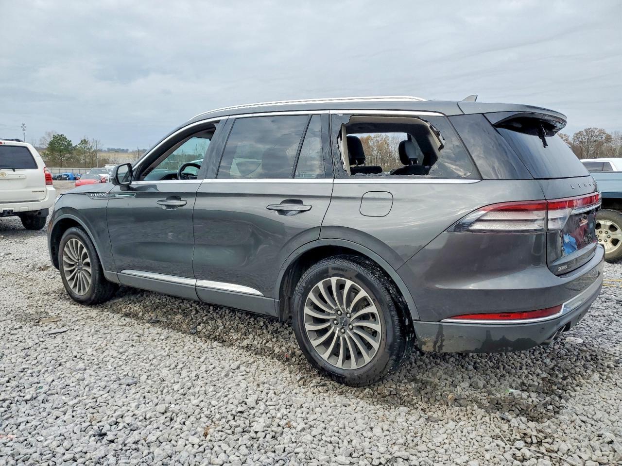 2020 LINCOLN AVIATOR RESERVE photo 3