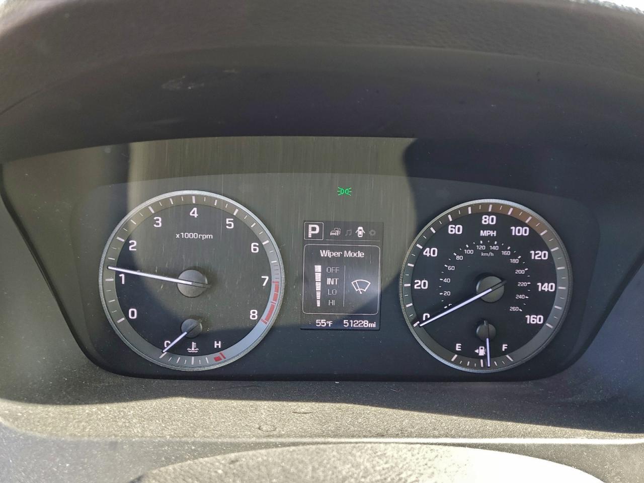 2015 HYUNDAI SONATA SE photo 9
