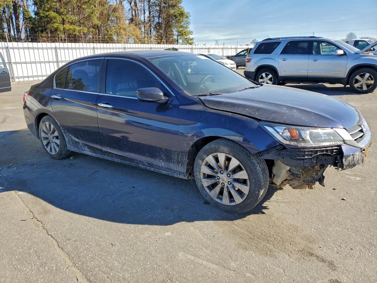 2013 HONDA ACCORD LX photo 4