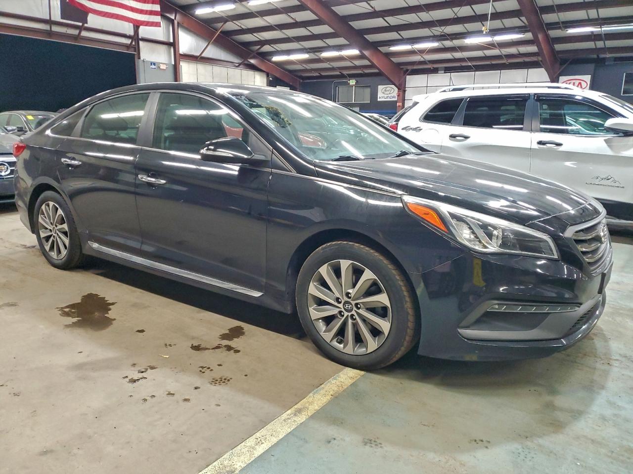 2015 HYUNDAI SONATA SPORT photo 4