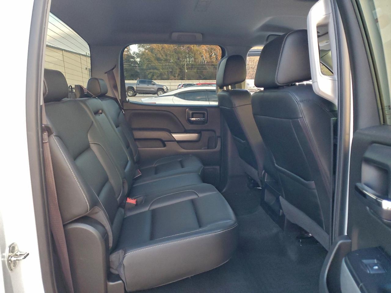 2017 CHEVROLET SILVERADO K1500 LT photo 10