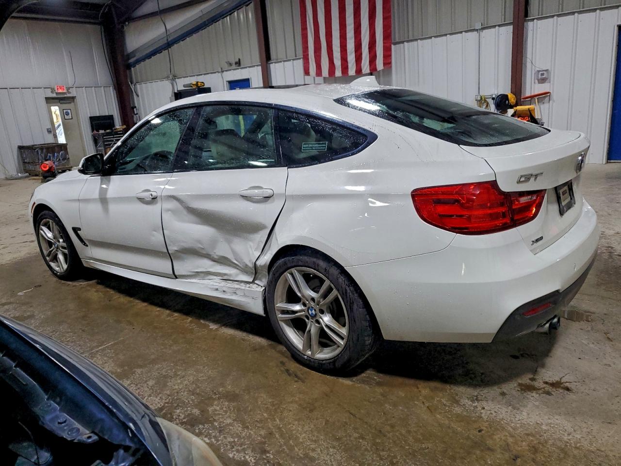 2015 BMW 328 XIGT photo 2