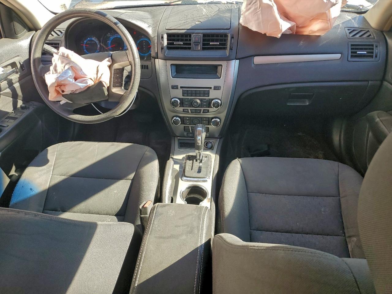 2012 FORD FUSION SE photo 8