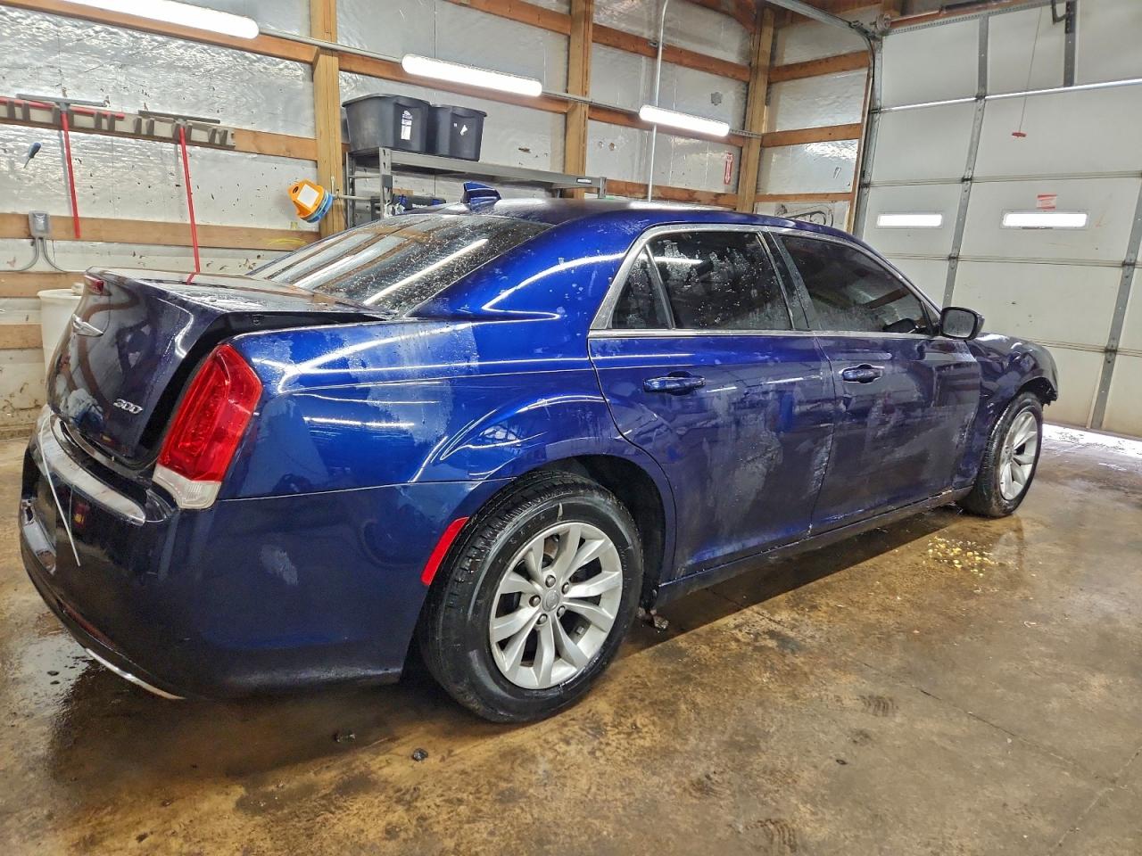 2015 CHRYSLER 300 LIMITED photo 5