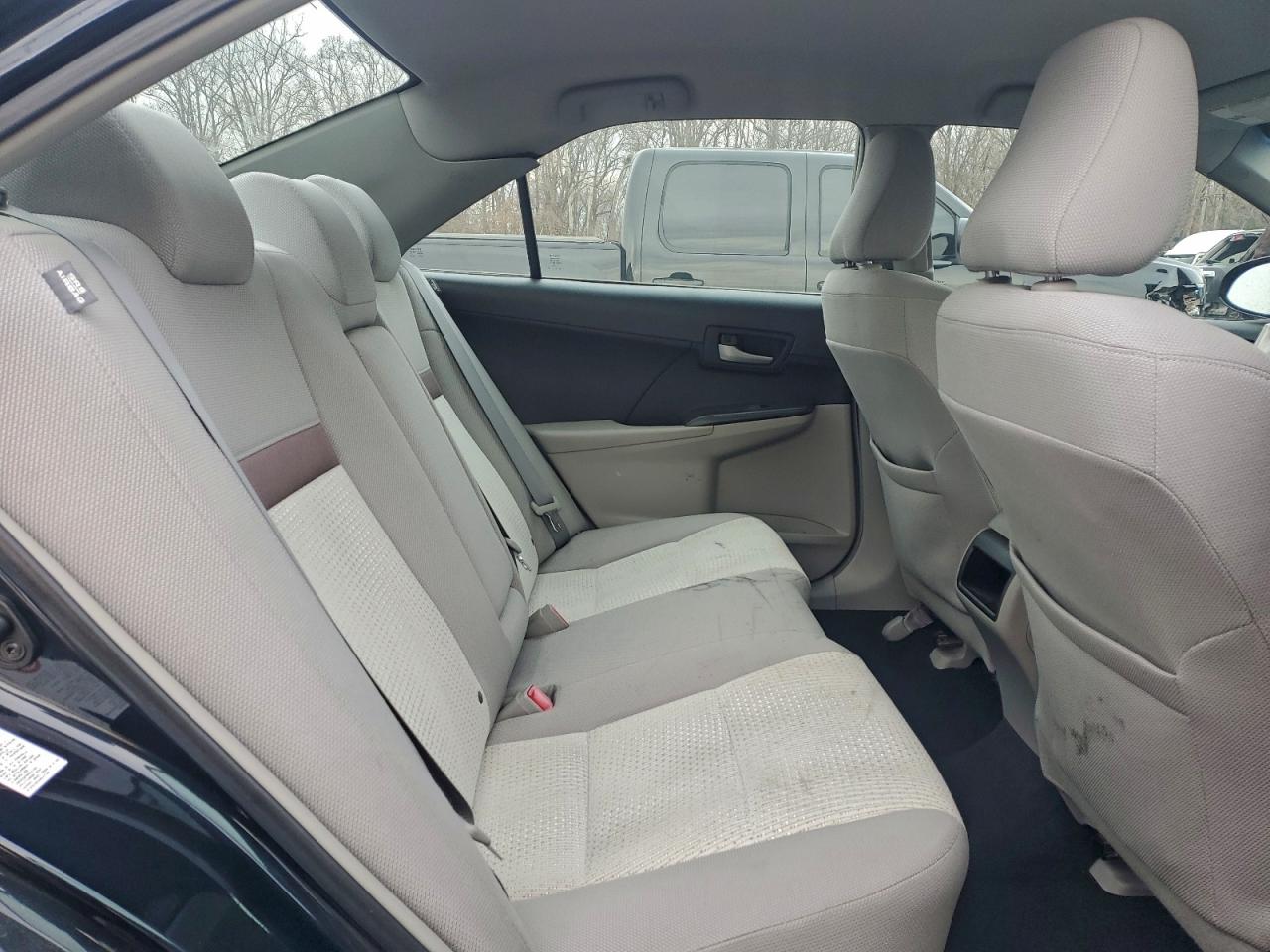 2013 TOYOTA CAMRY L photo 10