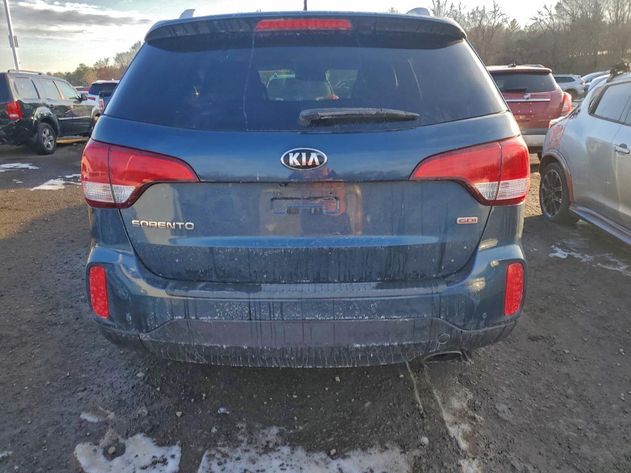 2014 KIA SORENTO LX photo 6