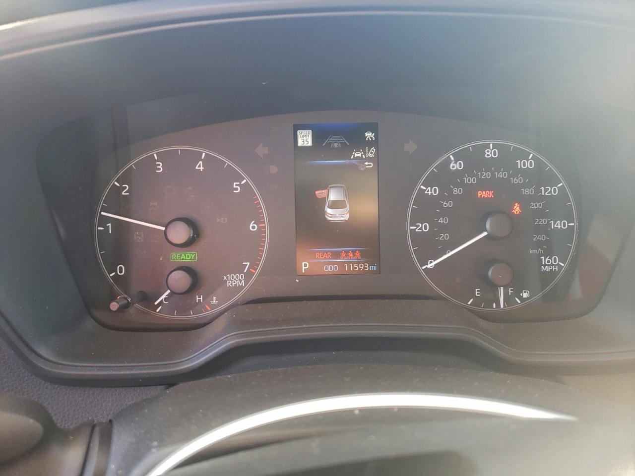 2025 TOYOTA COROLLA LE photo 17