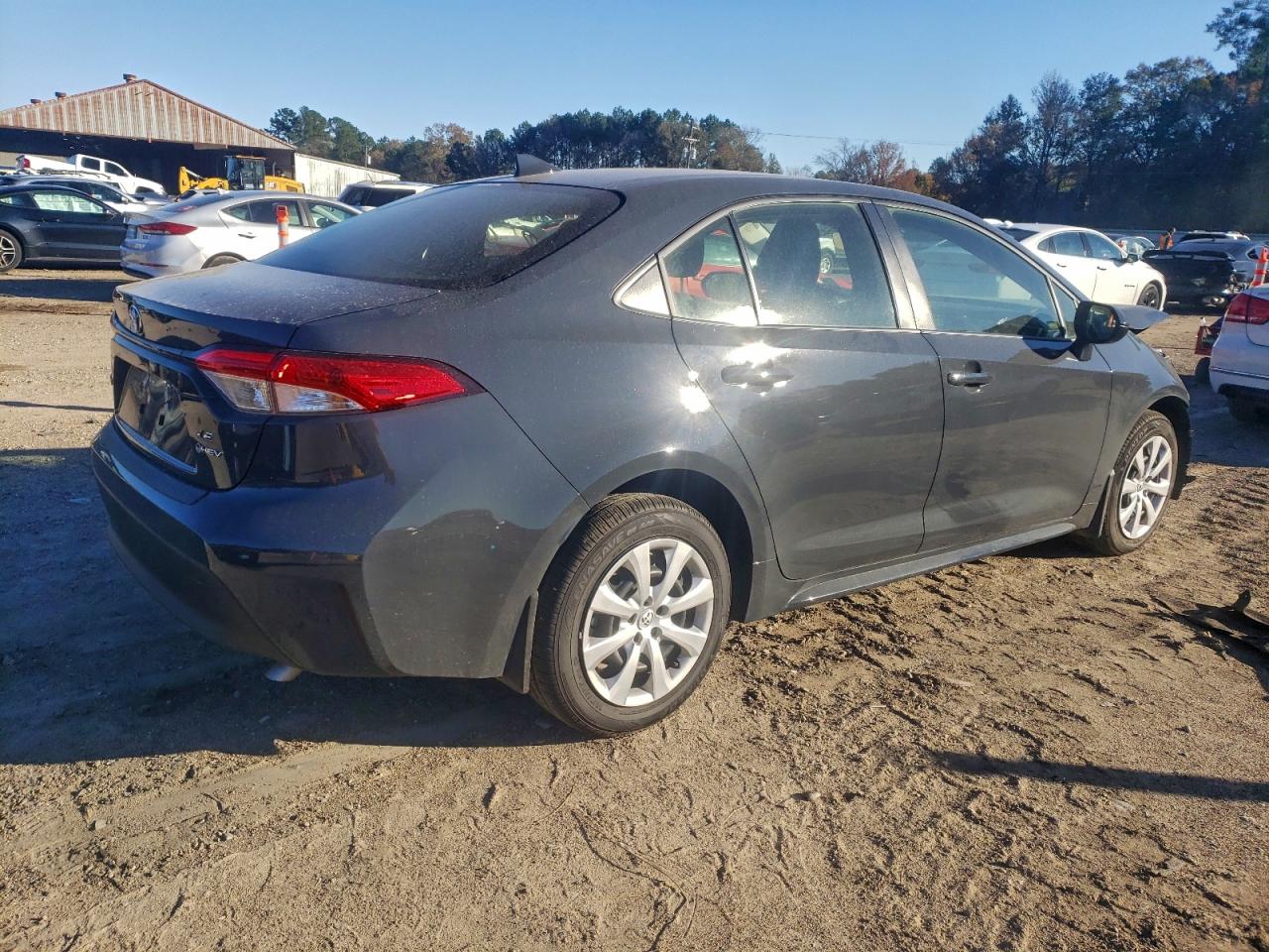 2025 TOYOTA COROLLA LE photo 5