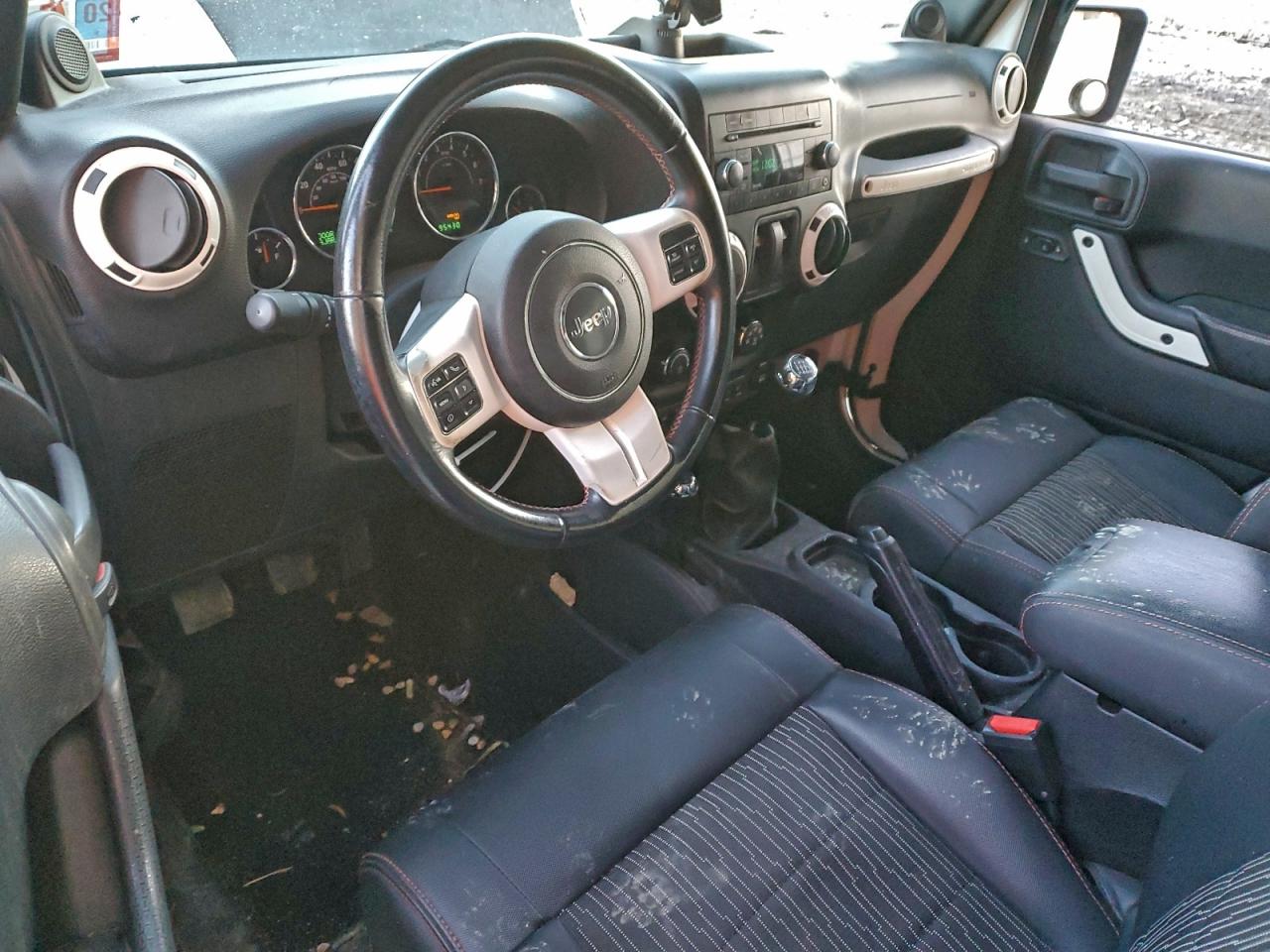 2012 JEEP WRANGLER SAHARA photo 8