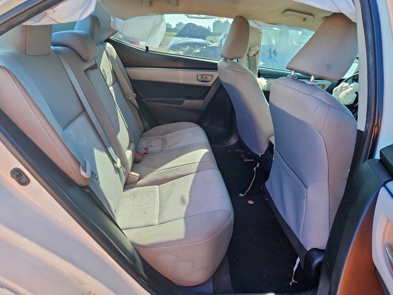 2016 TOYOTA COROLLA L photo 10