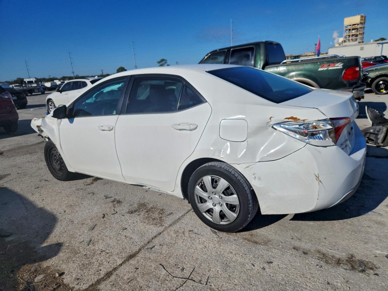 2016 TOYOTA COROLLA L photo 2