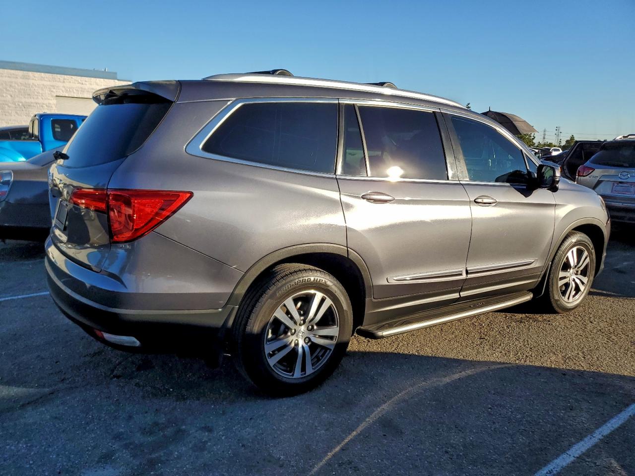 2016 HONDA PILOT EXLN photo 3