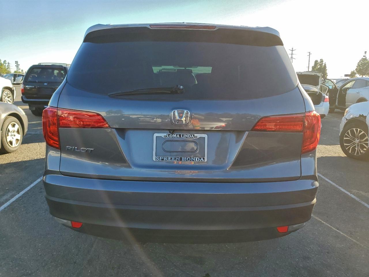 2016 HONDA PILOT EXLN photo 6
