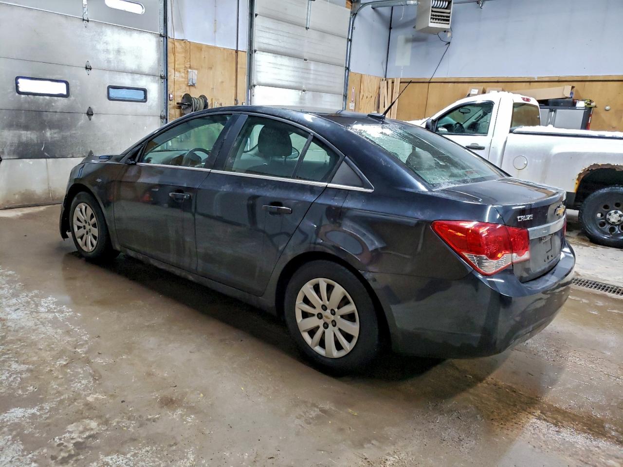 2011 CHEVROLET CRUZE LT photo 3