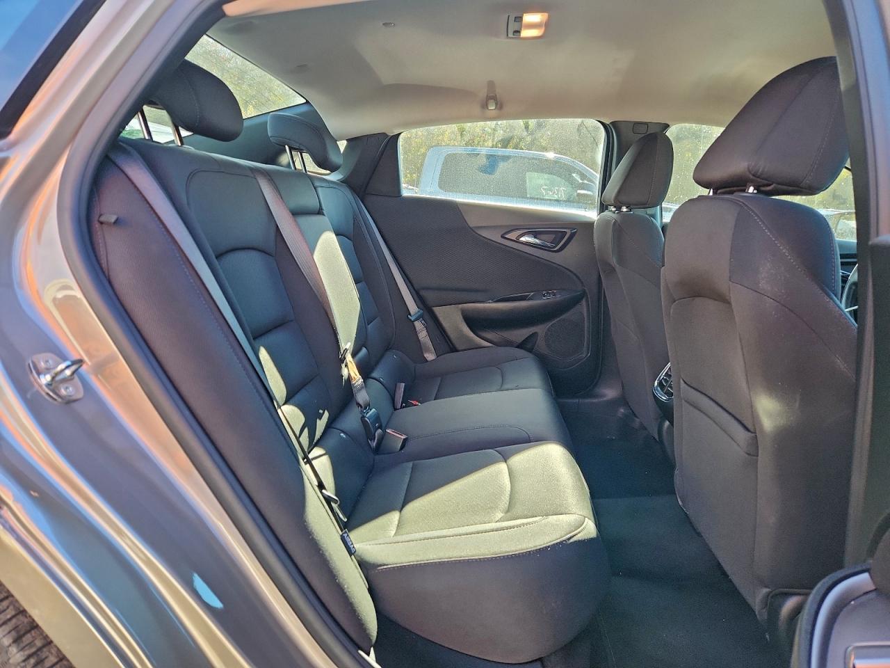 2024 CHEVROLET MALIBU LT photo 10