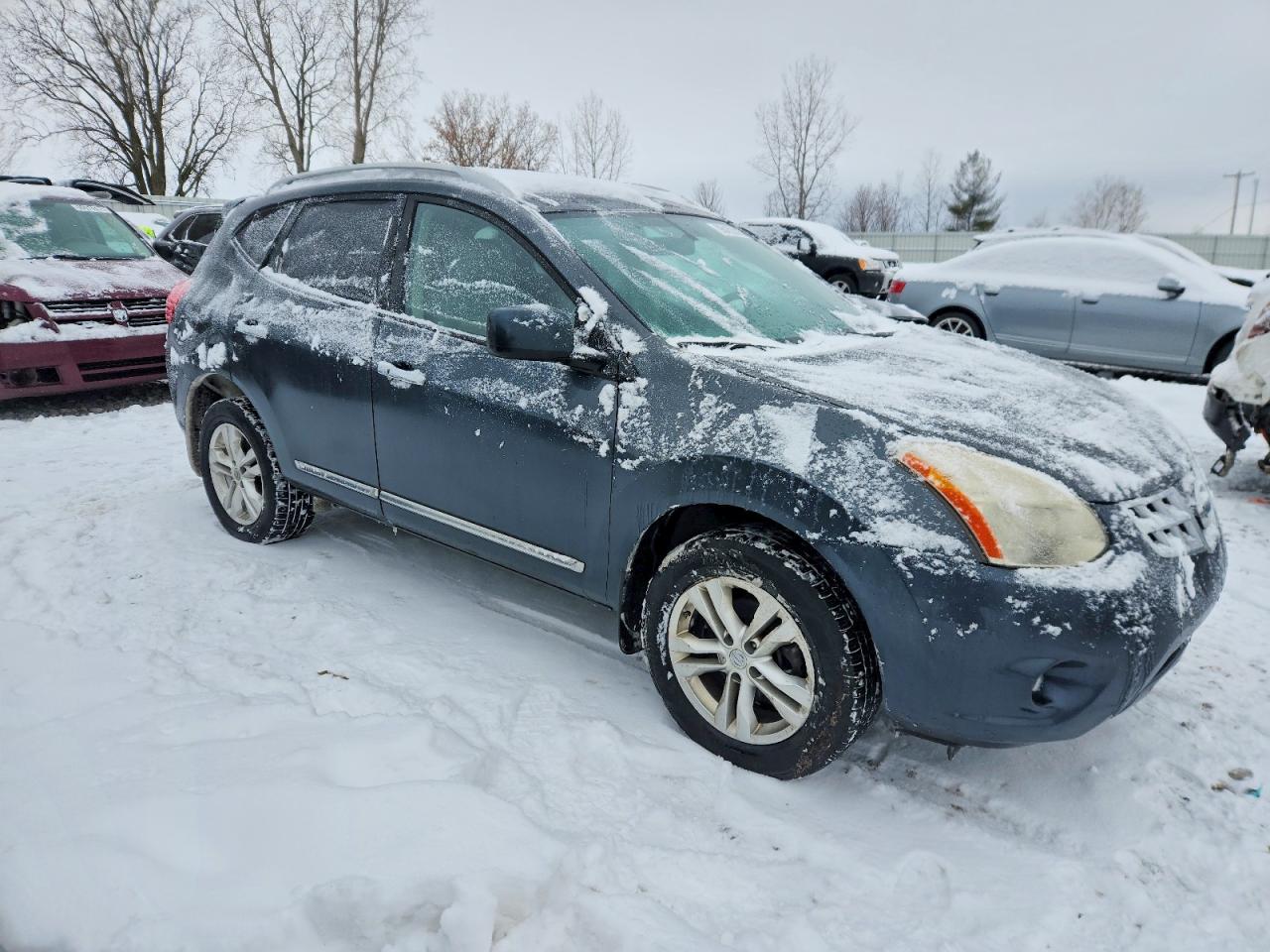 2013 NISSAN ROGUE S photo 4