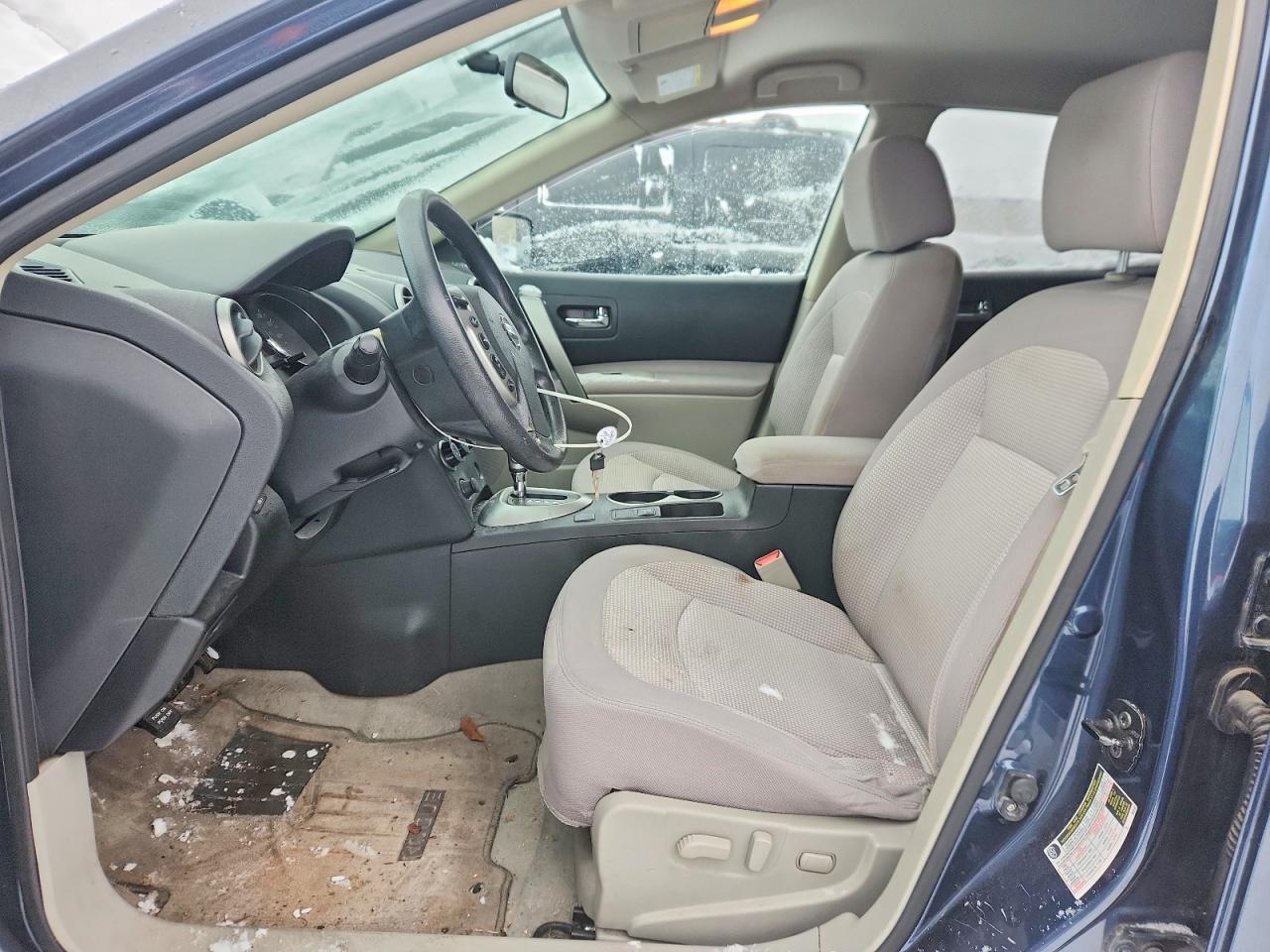 2013 NISSAN ROGUE S photo 7