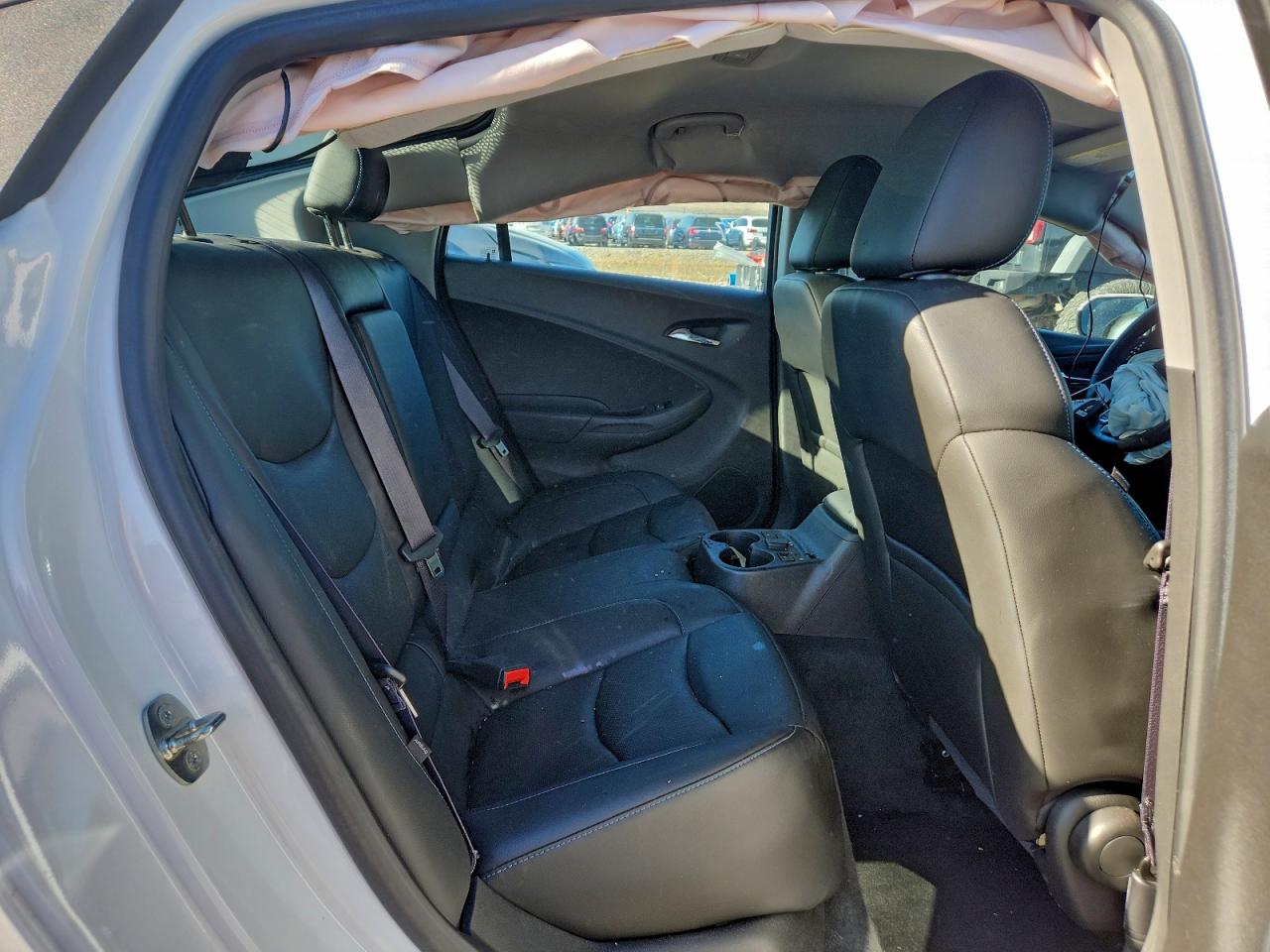 2017 CHEVROLET VOLT PREMIER photo 10