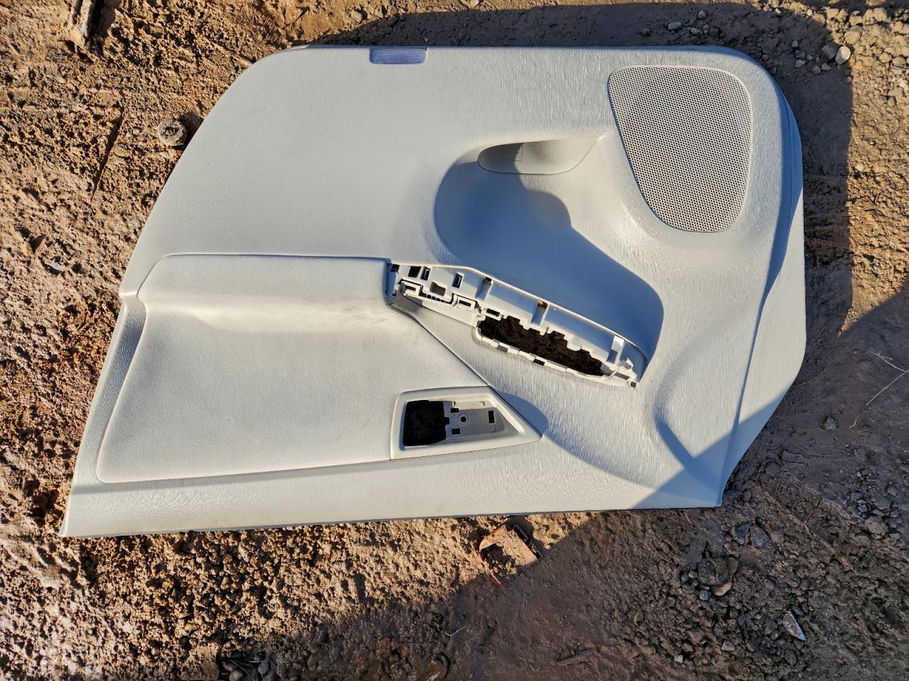 2012 TOYOTA PRIUS photo 13