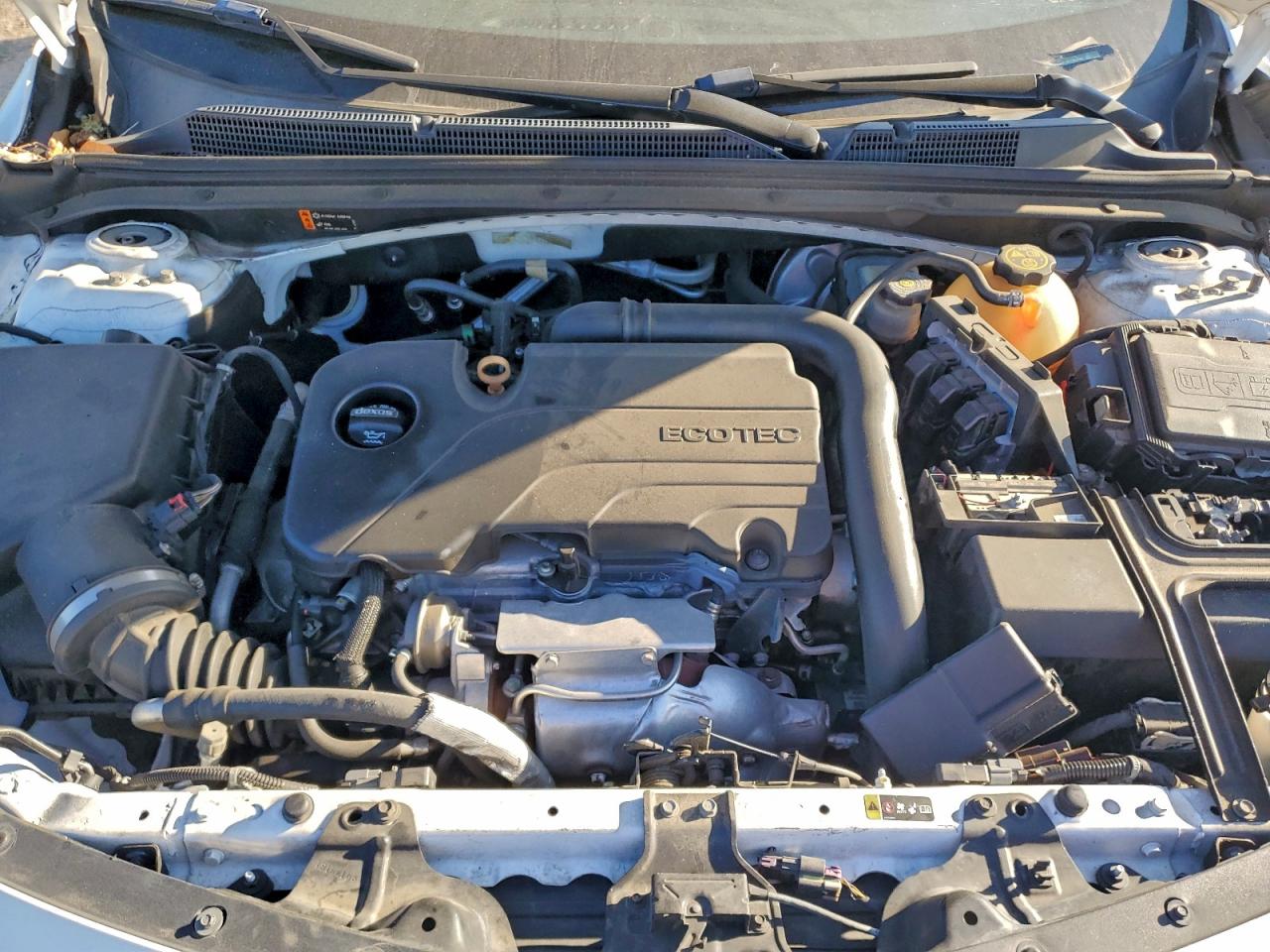2018 CHEVROLET MALIBU LT photo 11