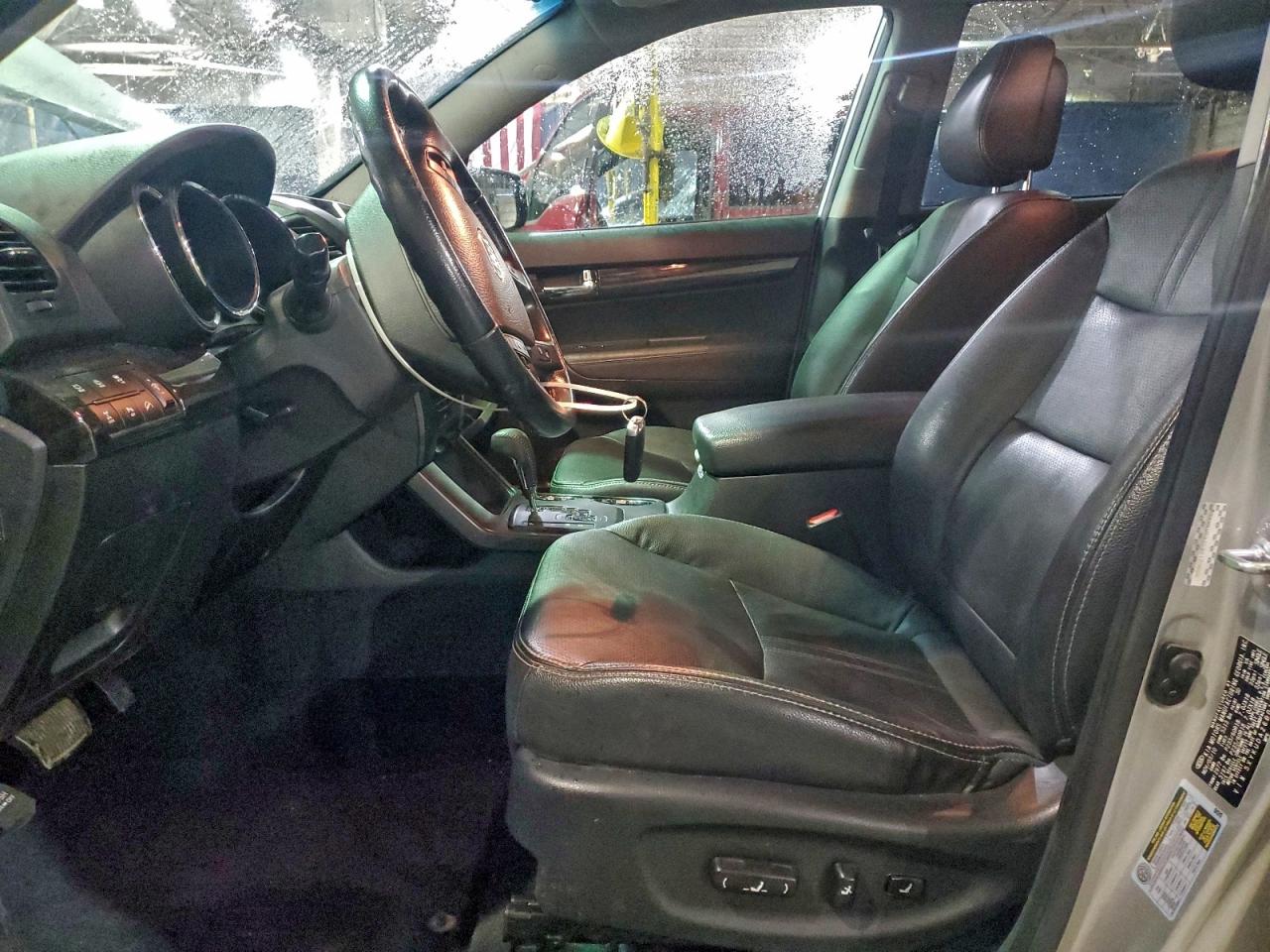 2011 KIA SORENTO EX photo 13