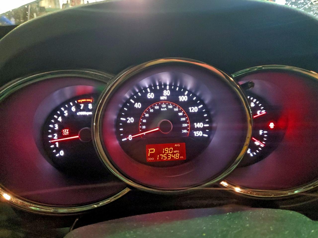 2011 KIA SORENTO EX photo 17