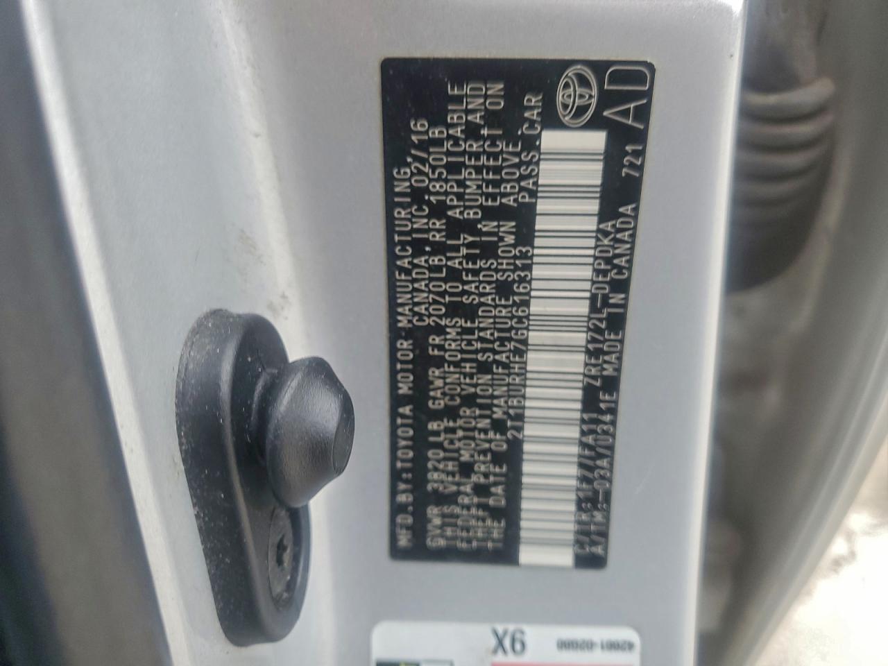 2016 TOYOTA COROLLA L photo 12