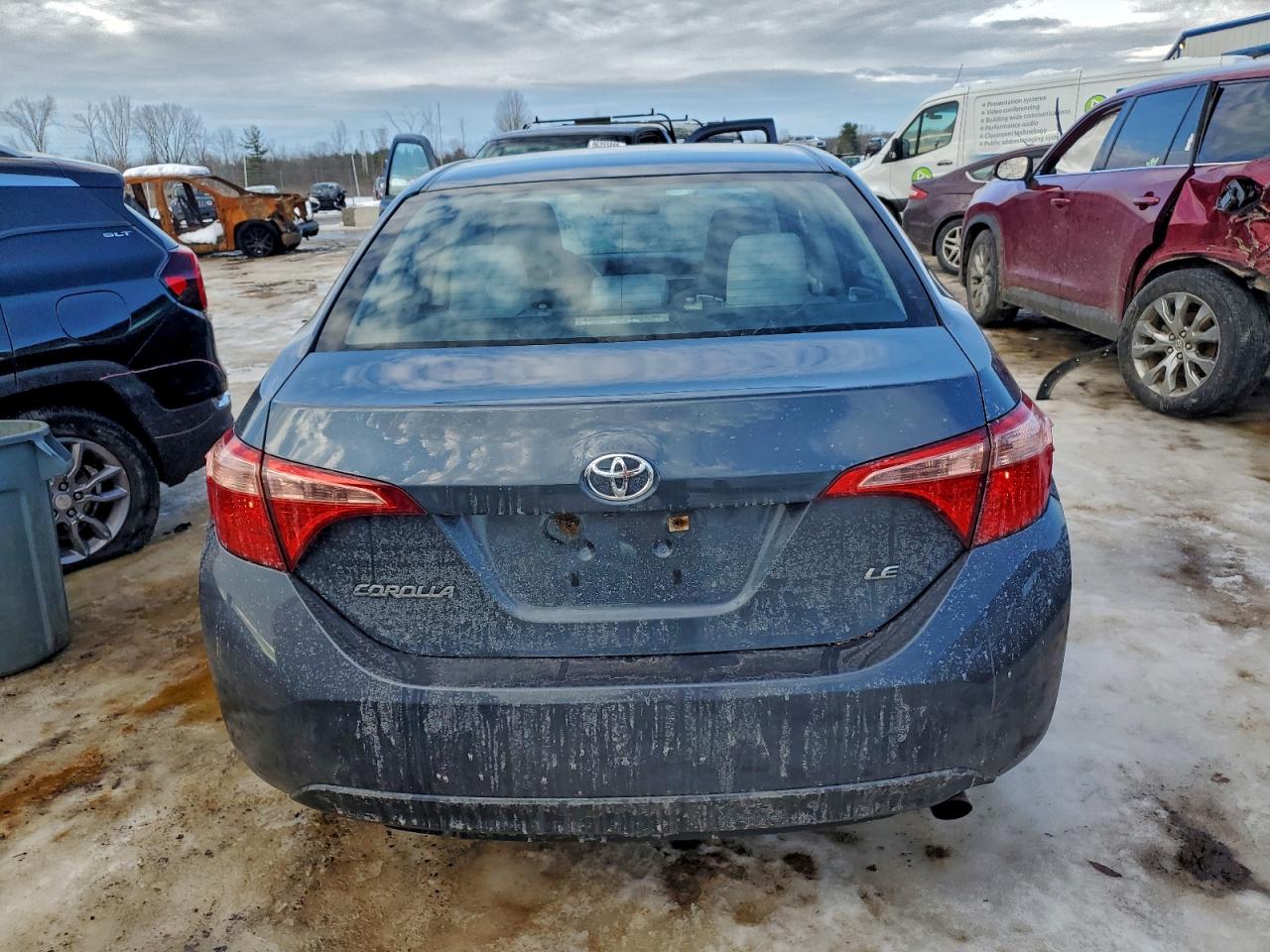 2019 TOYOTA COROLLA L photo 6