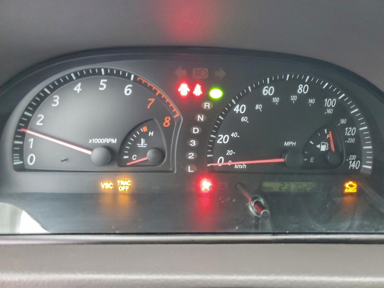 2003 TOYOTA CAMRY LE photo 9