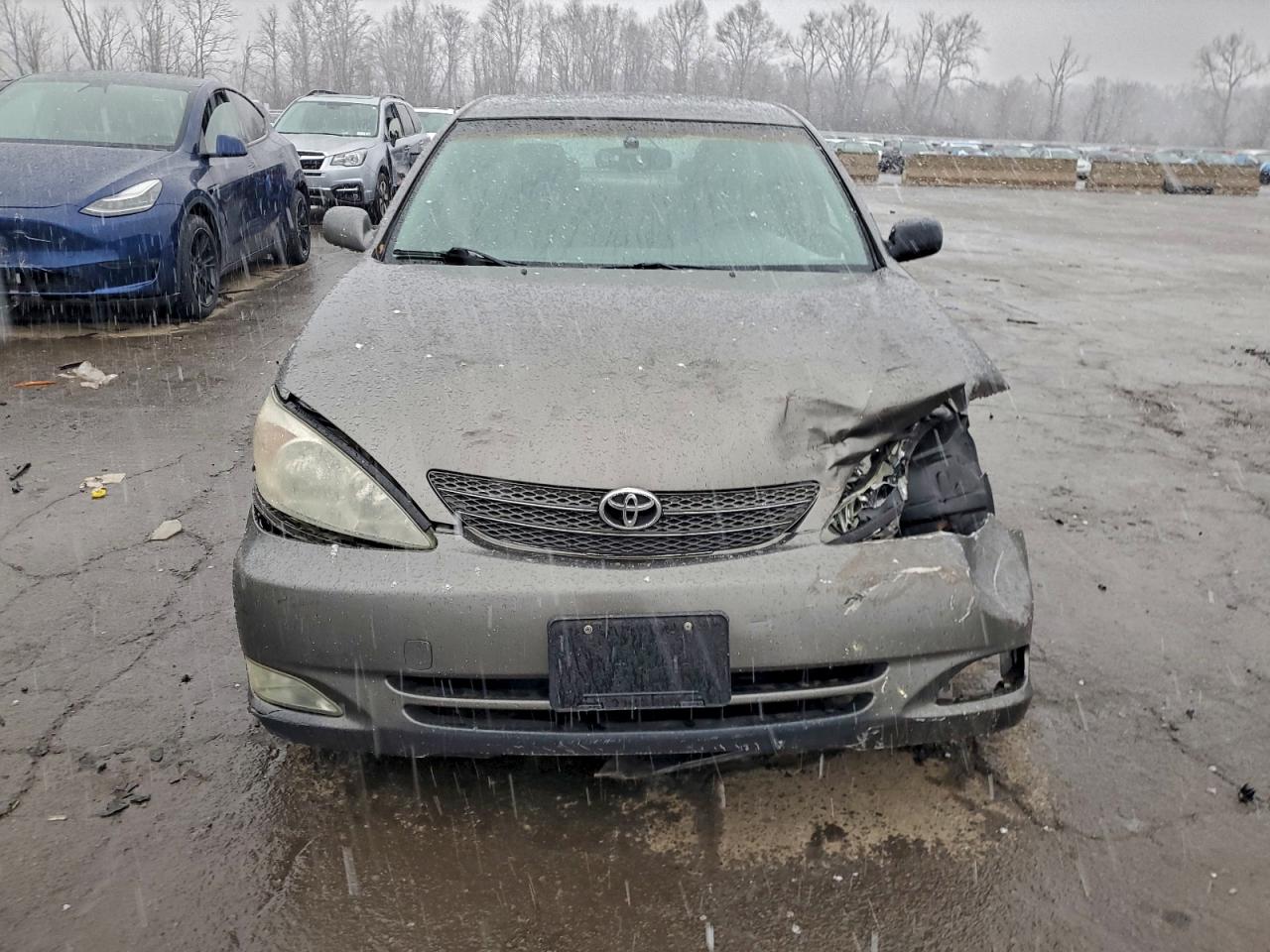 2003 TOYOTA CAMRY LE photo 5