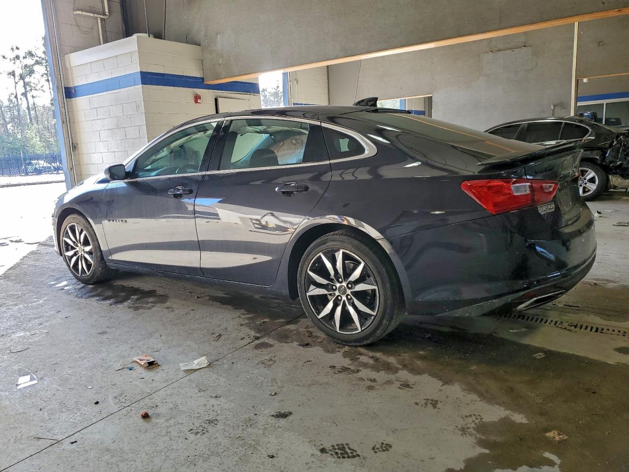 2022 CHEVROLET MALIBU RS photo 2