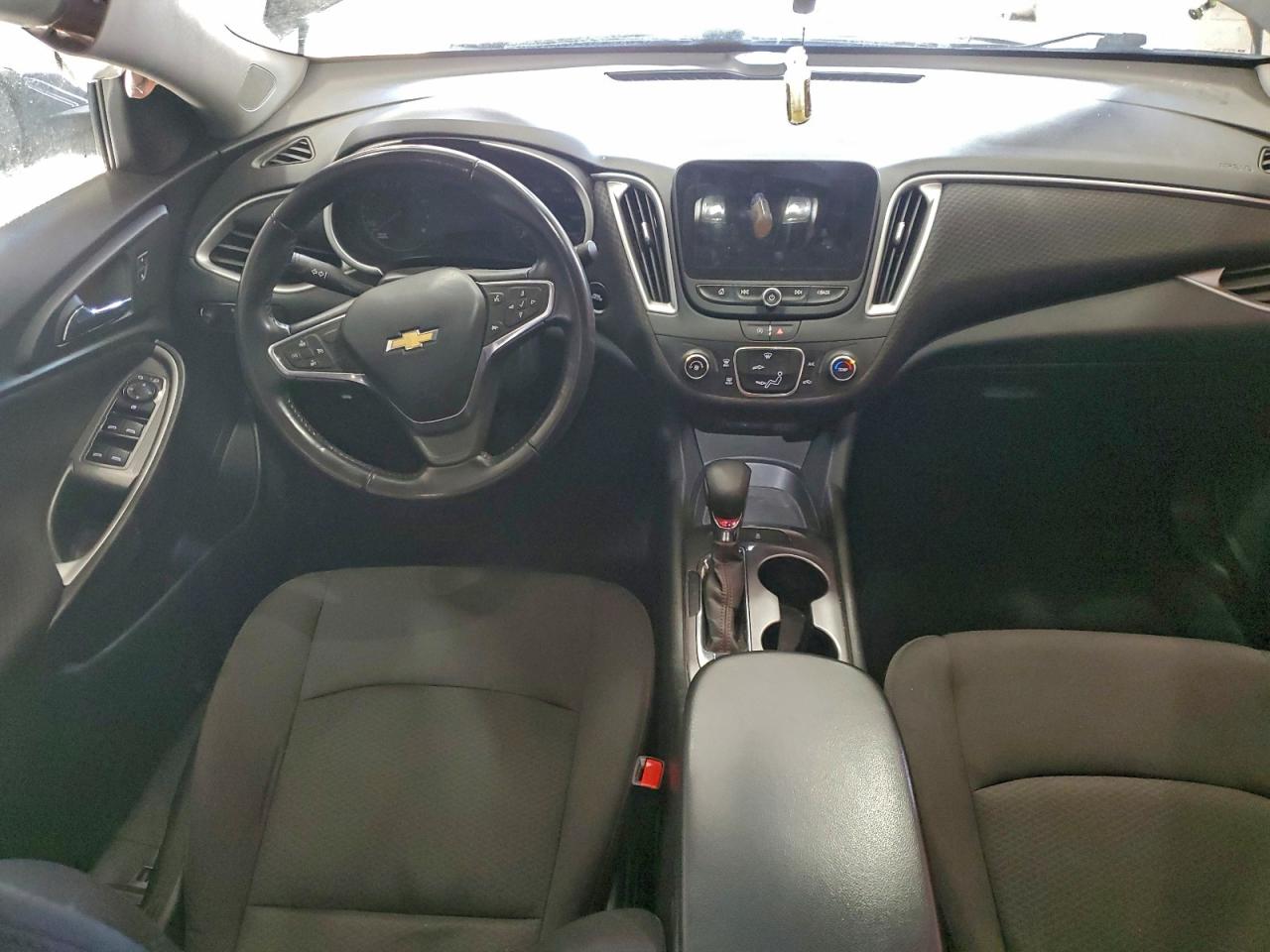 2022 CHEVROLET MALIBU RS photo 8