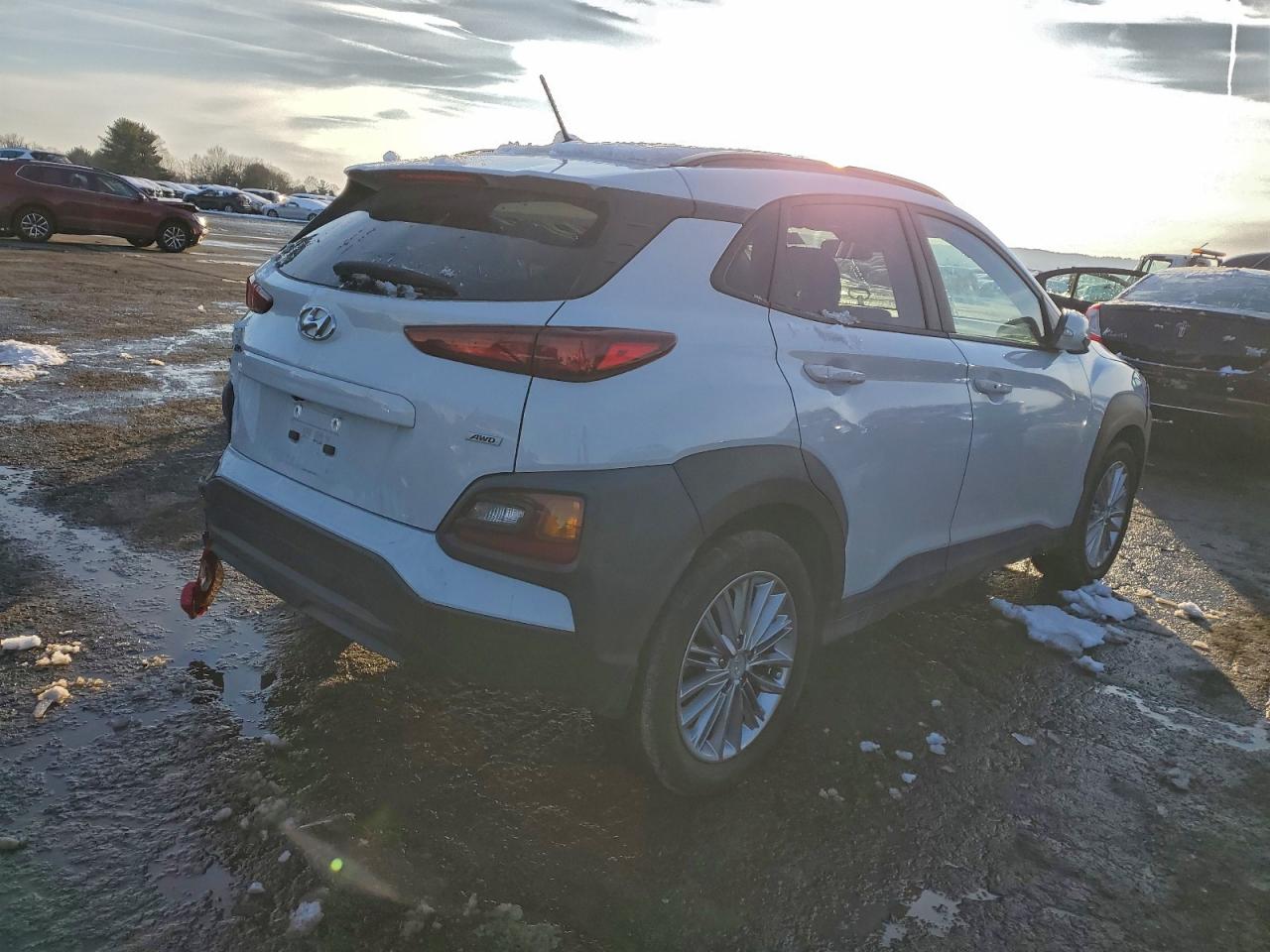 2020 HYUNDAI KONA SEL photo 3