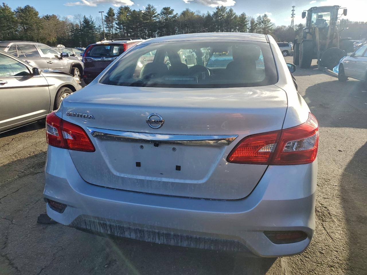 2017 NISSAN SENTRA S photo 6