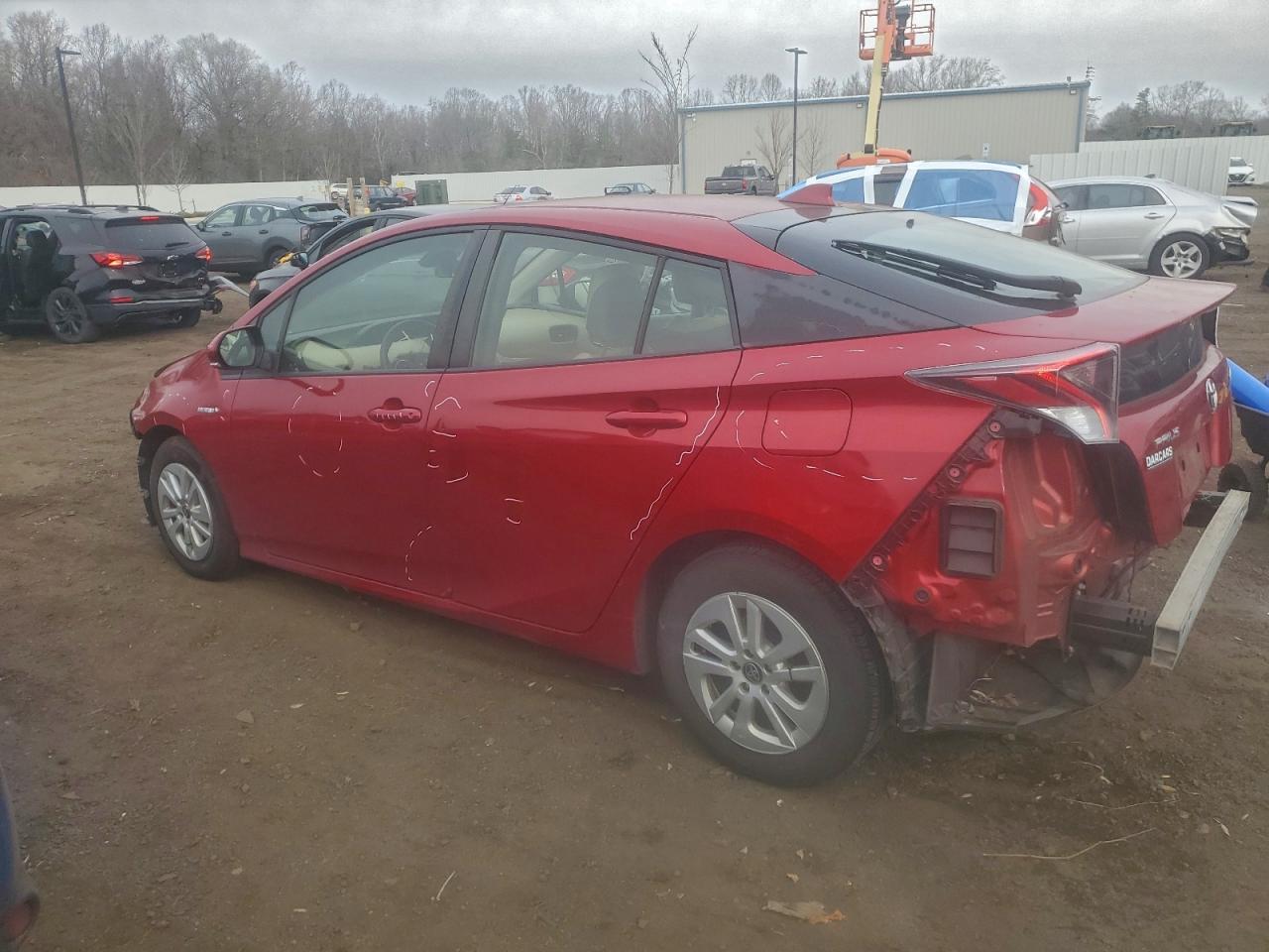 2017 TOYOTA PRIUS photo 2