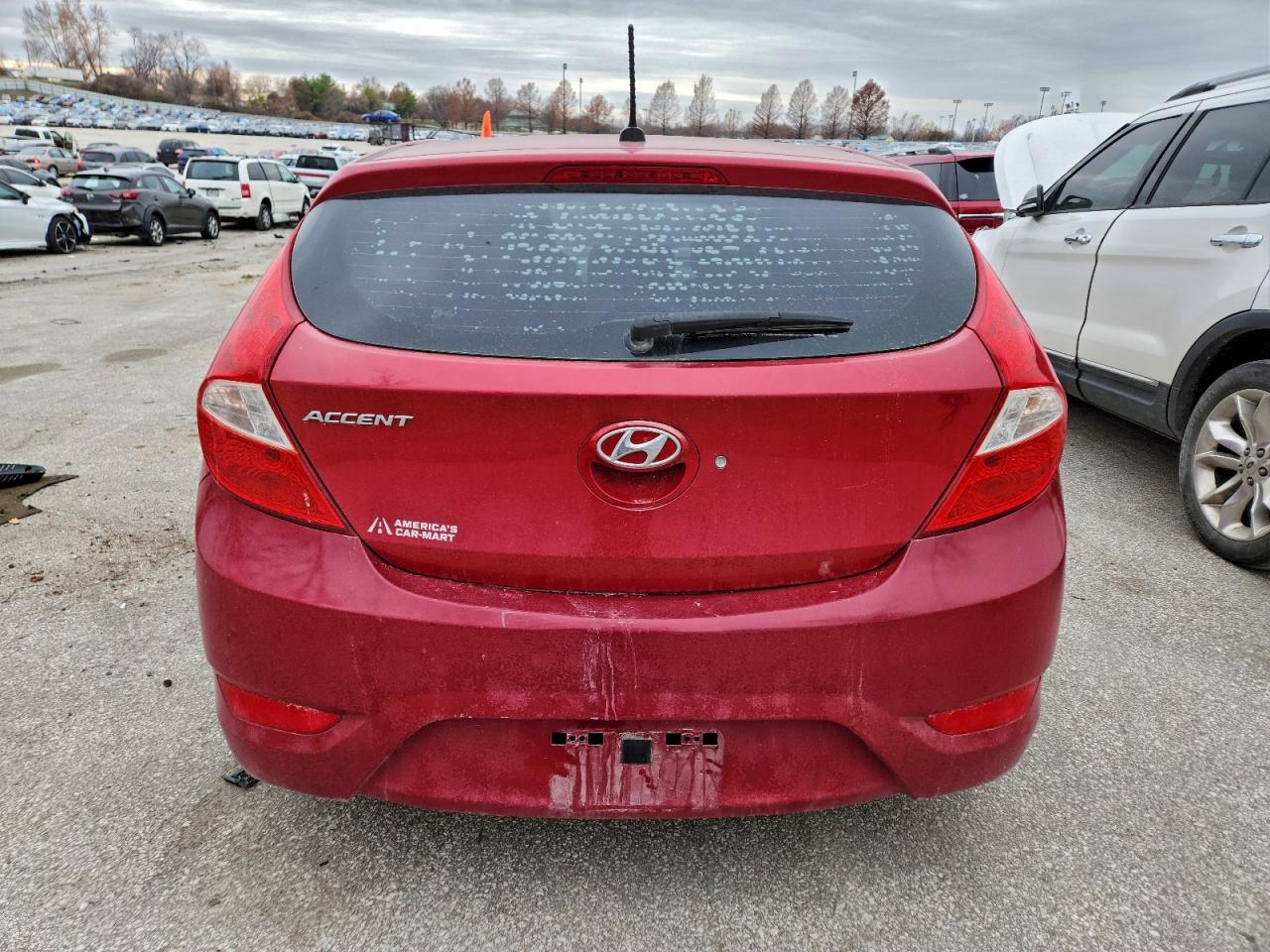 2017 HYUNDAI ACCENT SE photo 6