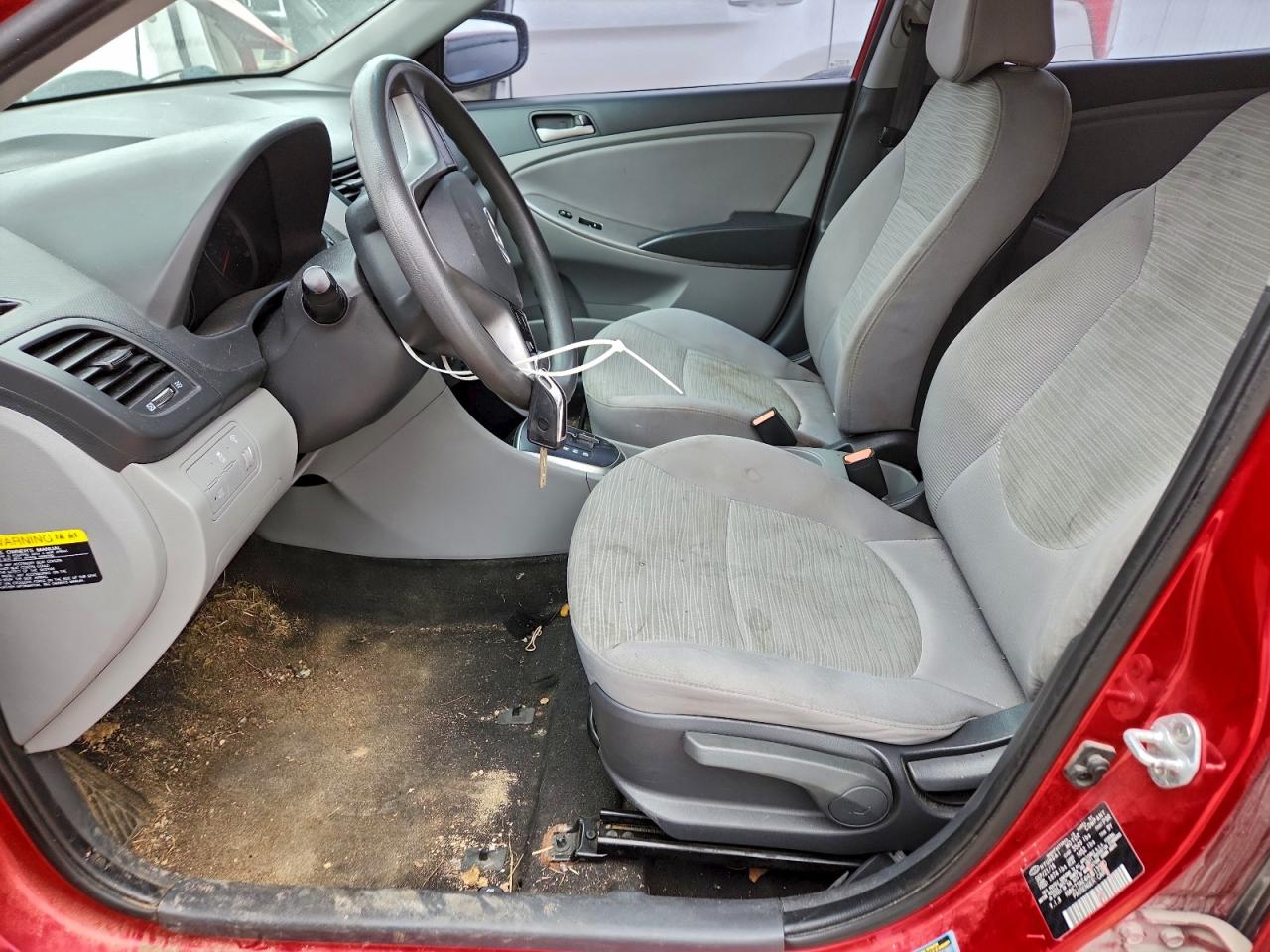 2017 HYUNDAI ACCENT SE photo 7