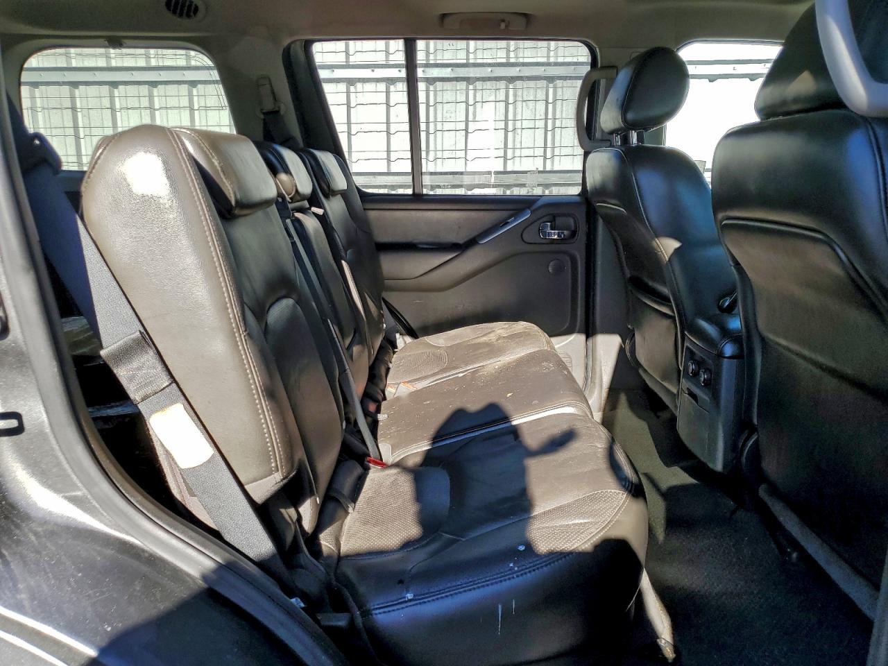 2008 NISSAN PATHFINDER S photo 11